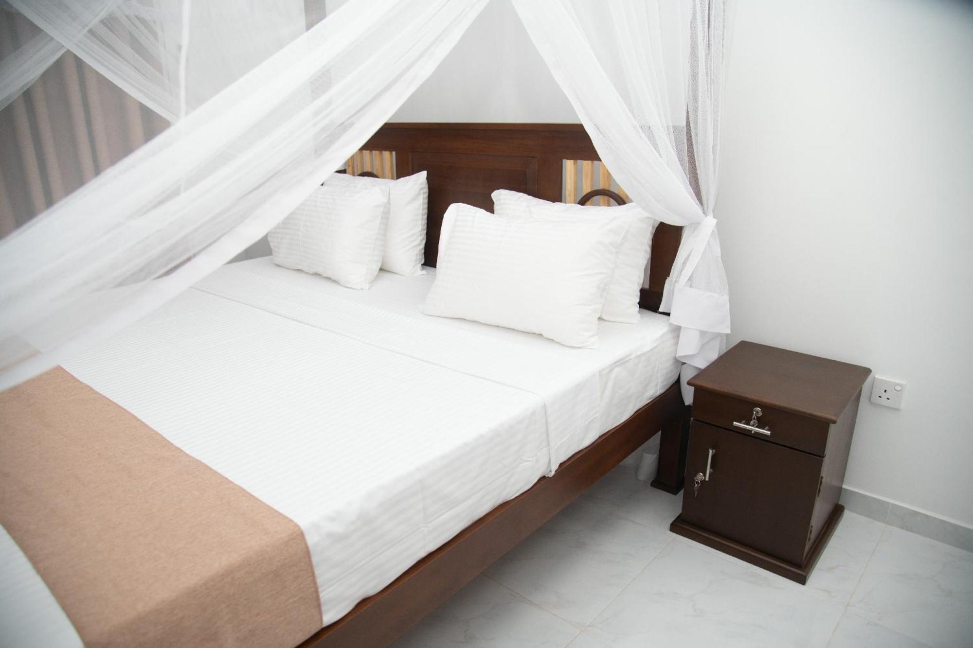 Tango Sunrise Villa Тангале Екстериор снимка