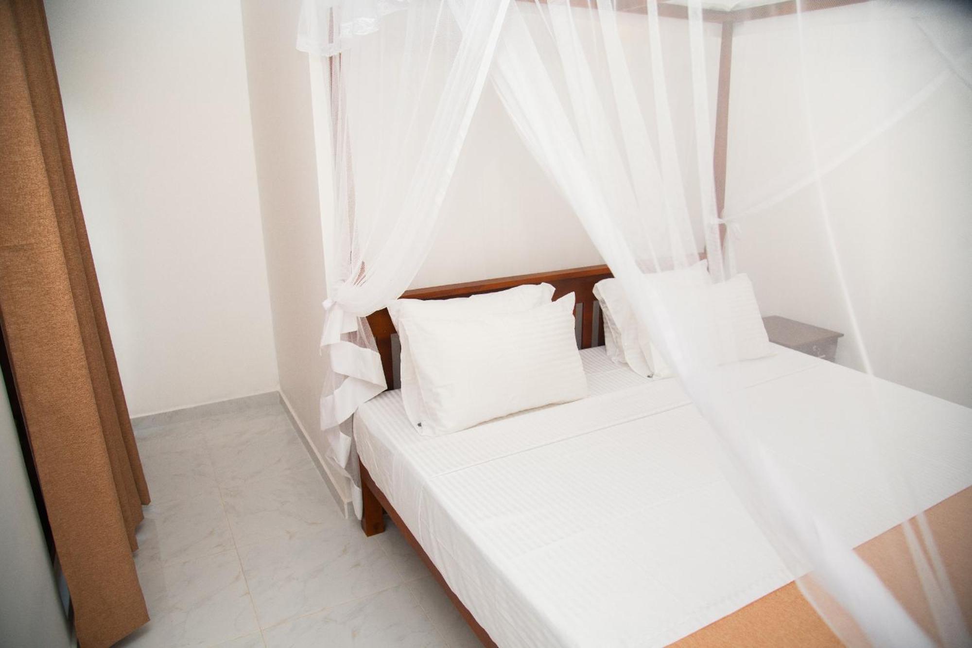 Tango Sunrise Villa Тангале Екстериор снимка