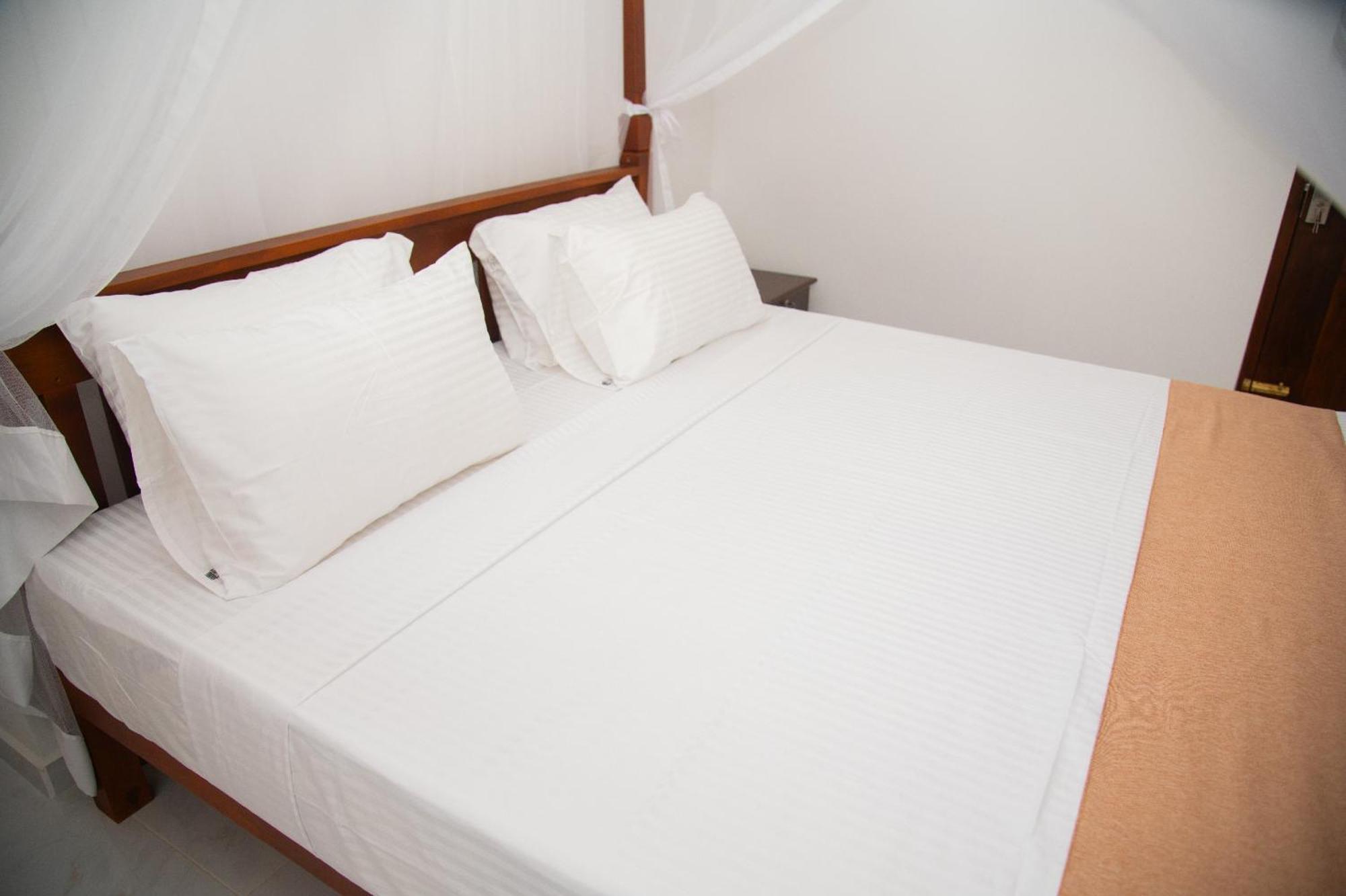 Tango Sunrise Villa Тангале Екстериор снимка