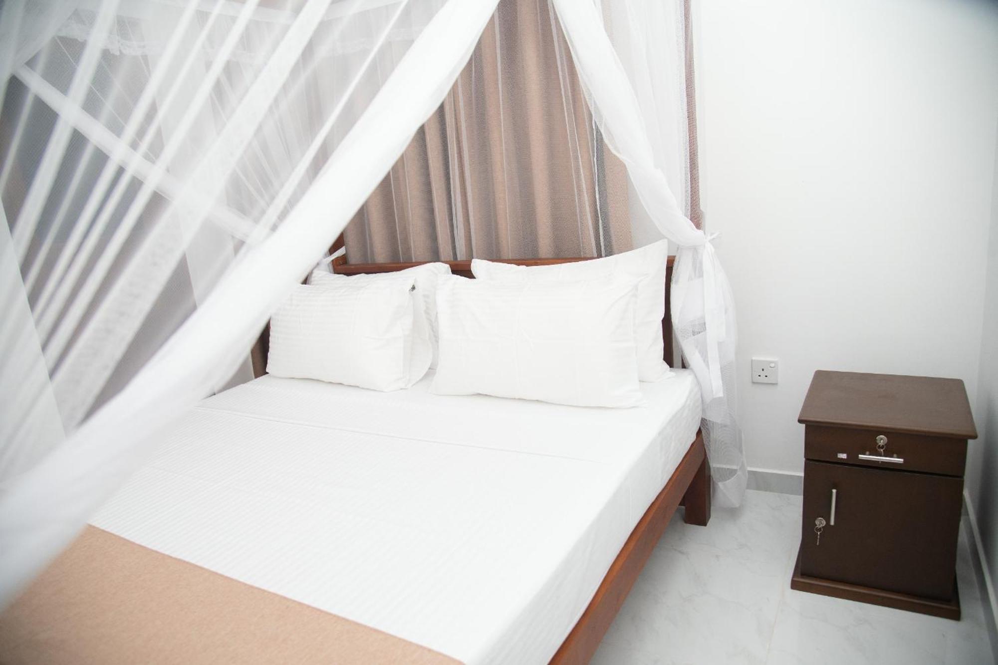 Tango Sunrise Villa Тангале Екстериор снимка