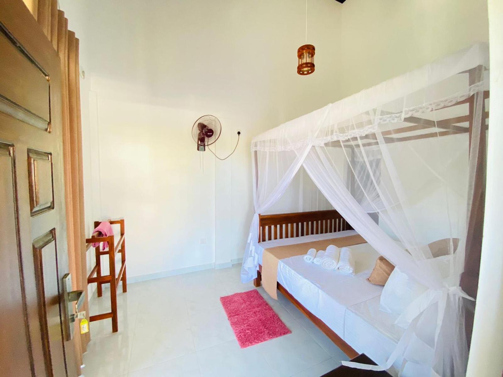 Tango Sunrise Villa Тангале Екстериор снимка