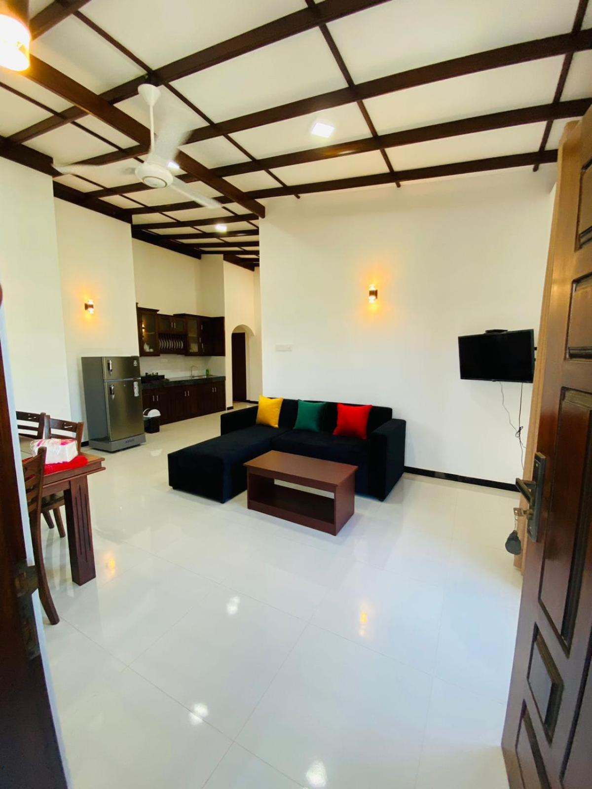 Tango Sunrise Villa Тангале Екстериор снимка